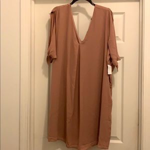NWT Charlotte Russe Peach Dress w/shoulder cutouts